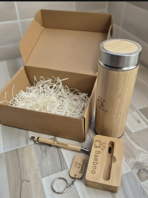 Corporate Gifts Hampers – Bamboo Bottle , key chain, bamboo pen and bamboo Stand Set – Baeboo Naturals